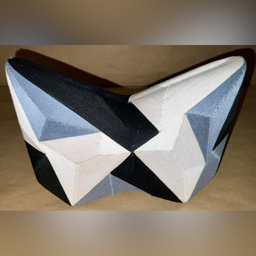 Beatriz / Costa Del Sol - Star Clutch Bag - sustainable/ethical - handcrafted - Picture 3 of 16